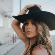 Ella Langley