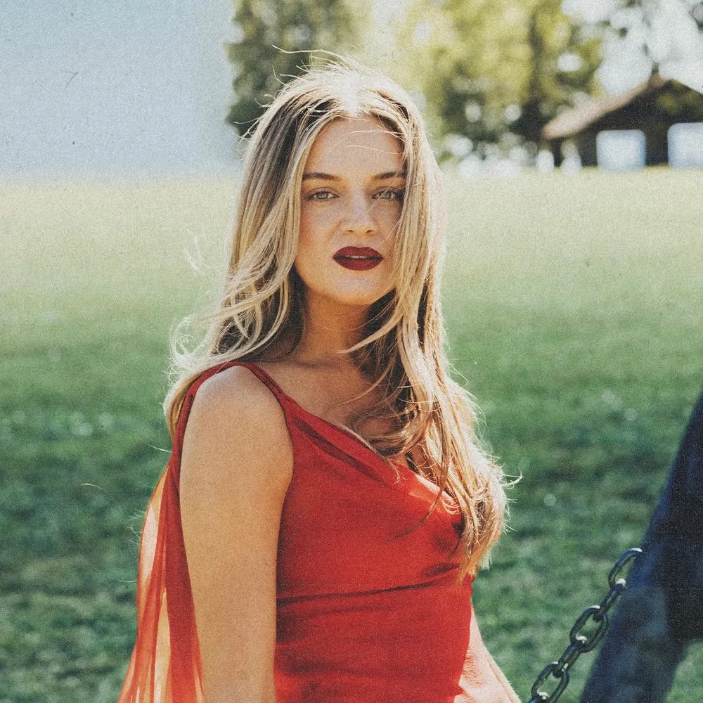 Kelsea Ballerini